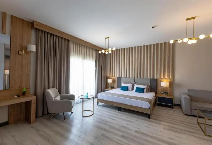 Hotelli Paradisos