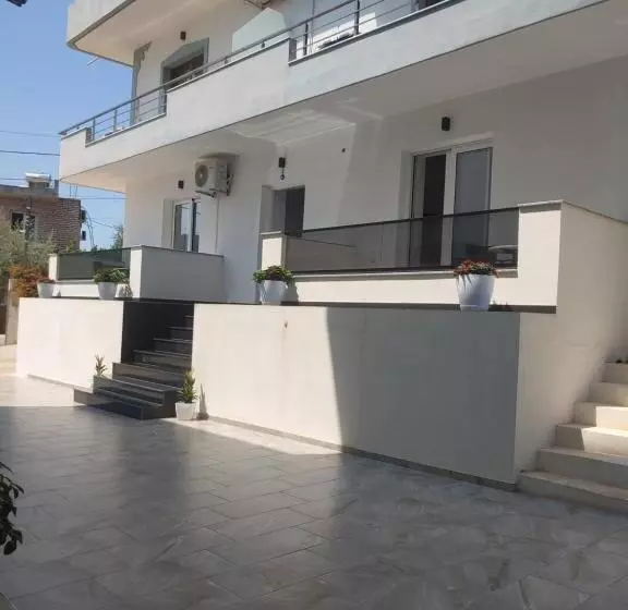 ホテル Villa Leonel