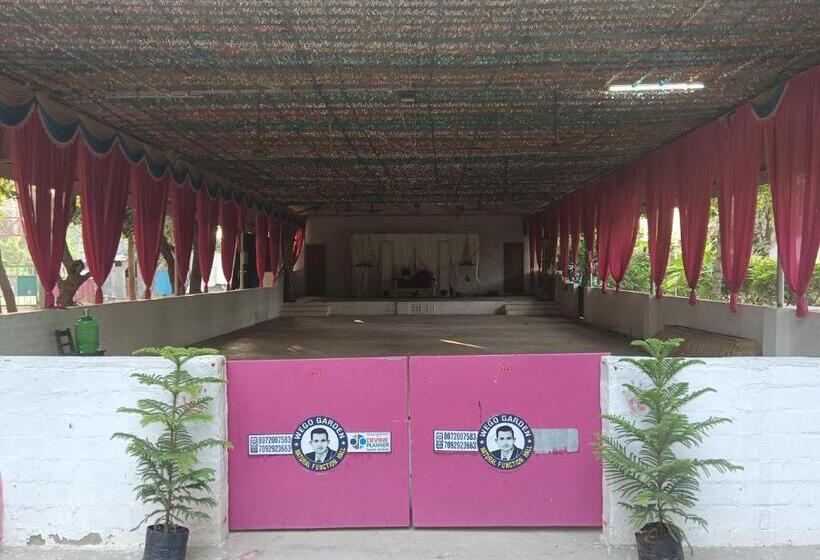 Hotel Farm House At Wego Garden