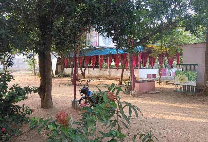 Hotel Farm House At Wego Garden