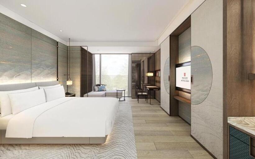 Hualuxe Hotels And Resorts Haining, An Ihg