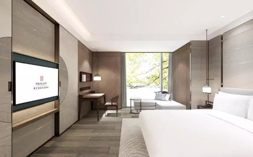 Hualuxe Hotels And Resorts Haining, An Ihg