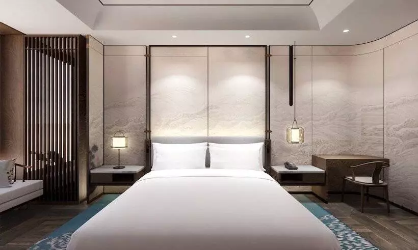 Hualuxe Hotels And Resorts Haining, An Ihg