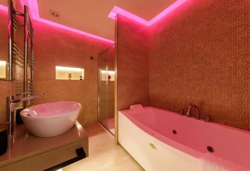 ペンション Estate4home   Nicholhouse