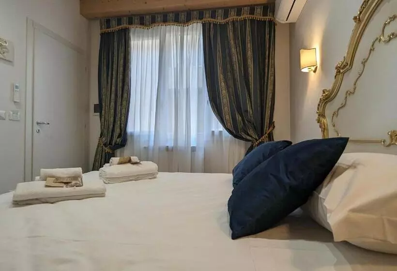 پانسیون Flove  Rooms Venice