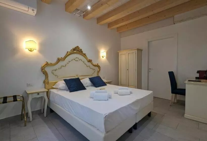 پانسیون Flove  Rooms Venice