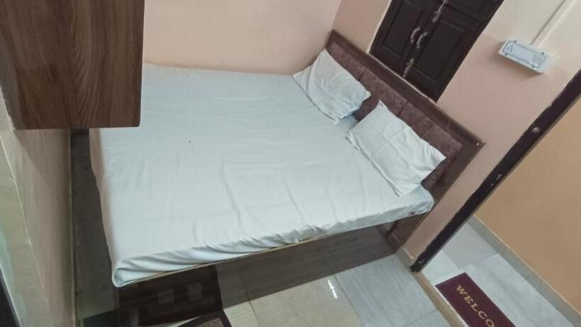 بنسيون Golden Guest House