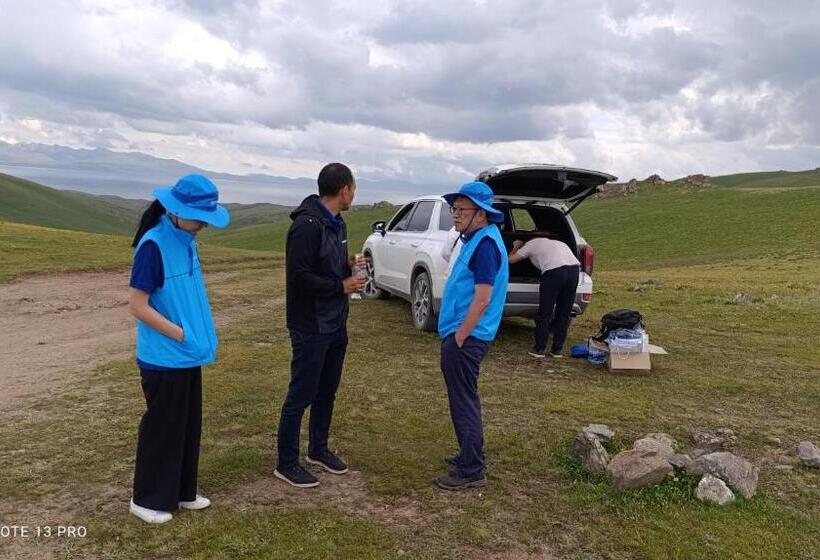 پانسیون Kyzart Guest House