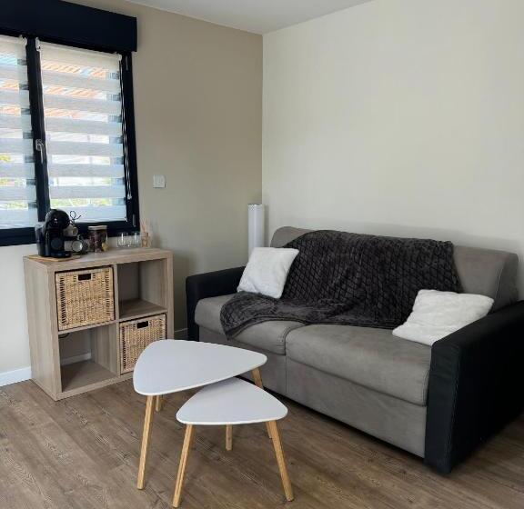 膳宿费 L Escapade Du Marais