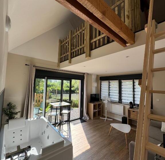 膳宿费 L Escapade Du Marais