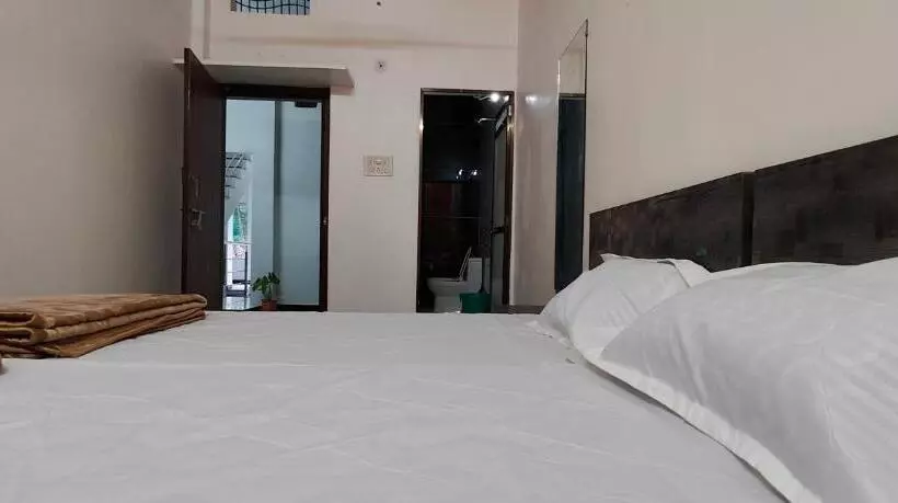 ペンション Tara Guest House