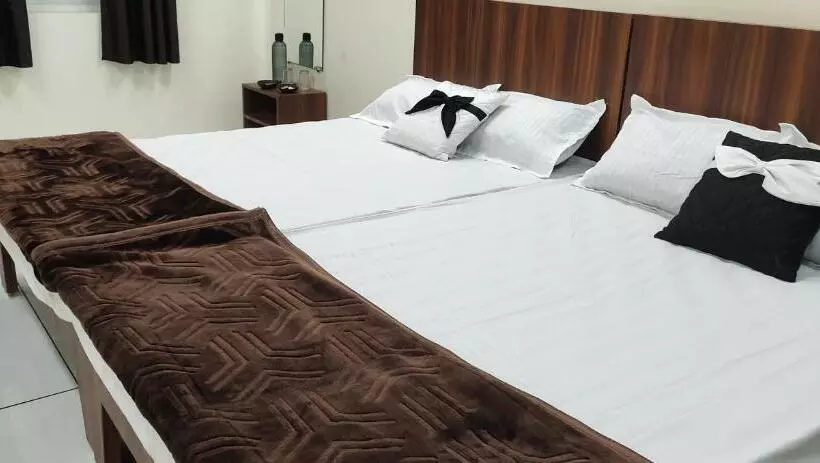 ペンション Tara Guest House