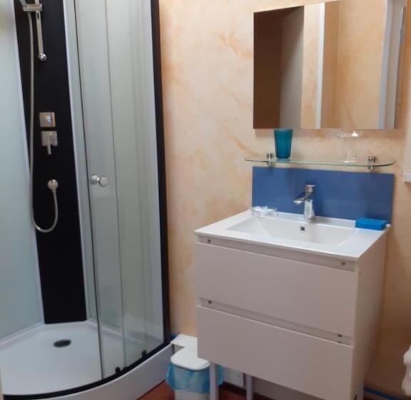 צימר Loft La Terrasse 2 à 6 Personnes Piscine Local Vélo