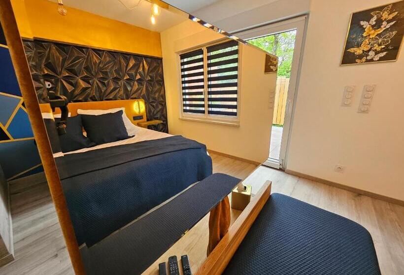 ベッドアンドブレックファースト Lovely Goodies   Olympe Cachemire