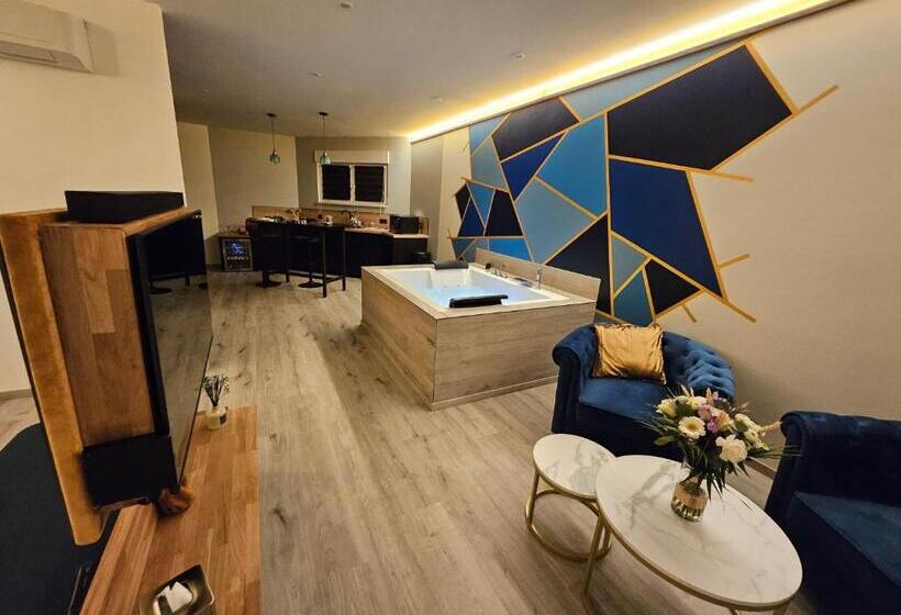 ベッドアンドブレックファースト Lovely Goodies   Olympe Cachemire