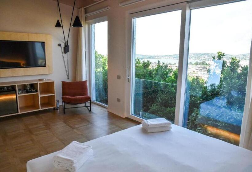 Bed and Breakfast Uefio Luxury Suites