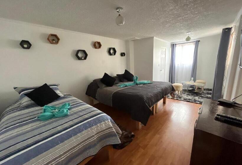 هتل Hostal Salt And Pepper