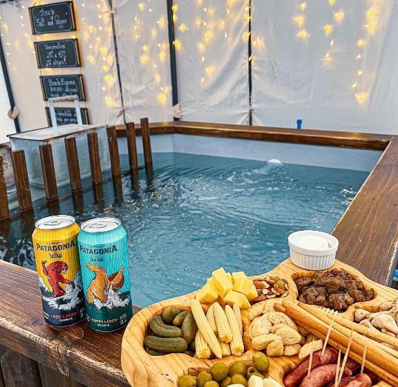 هتل Hostal Salt And Pepper