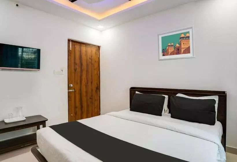 Hotelli Oyo Gokula Inn