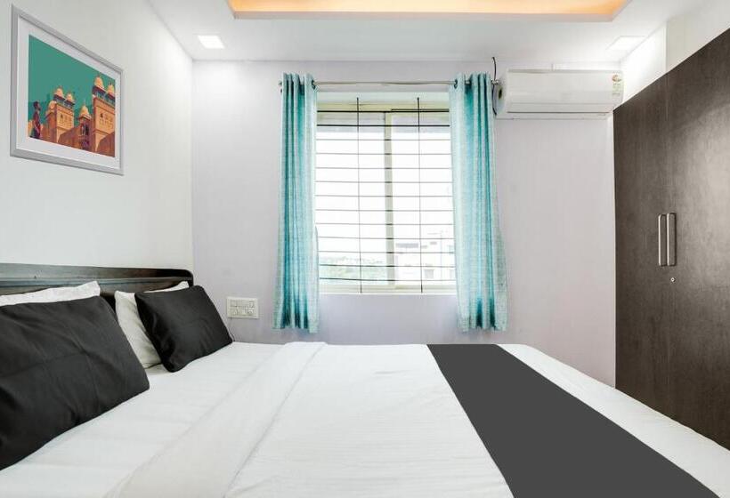 ホテル Oyo Gokula Inn