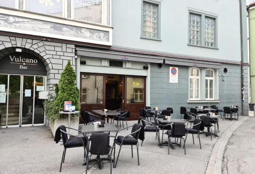 בית מלון כפרי Surselva