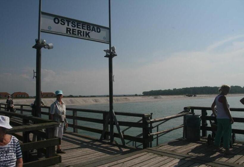 בית מלון כפרי Urlaub Unterm Storchennest Im Ostseeland Rerik