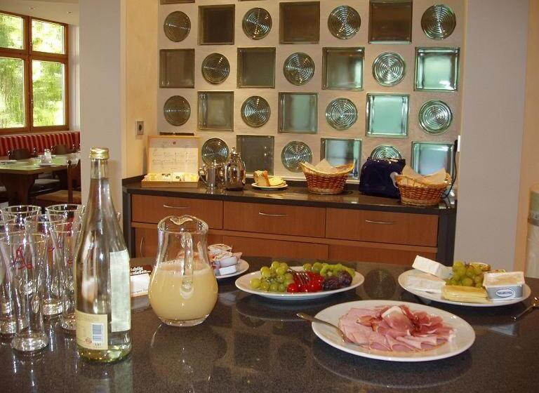 פנסיון Alb Rooms, Zimmer Auf Der Schwäbischen Alb