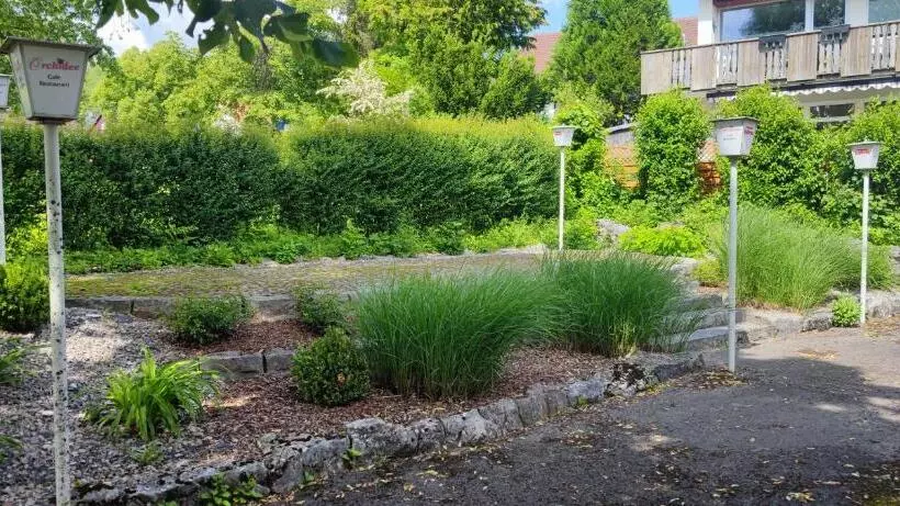 Majatalo Alb Rooms, Zimmer Auf Der Schwäbischen Alb