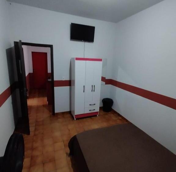 پانسیون Pousada Castelinho