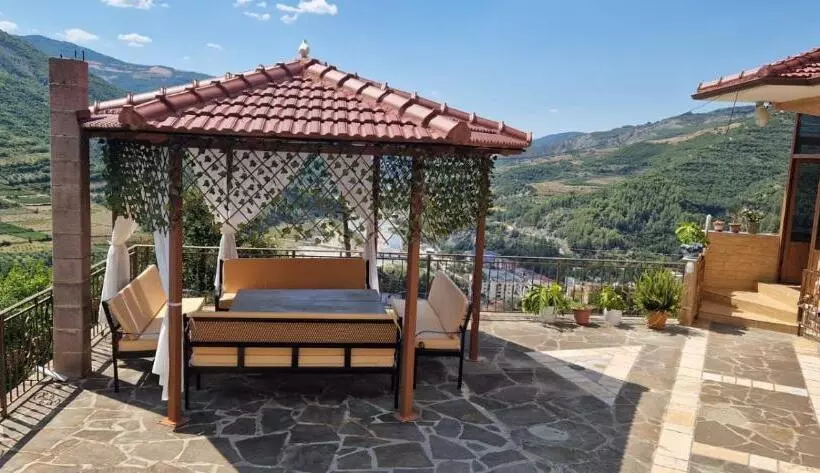 ペンション Private Room Featuring Panoramic Views From Terrace And Balcony