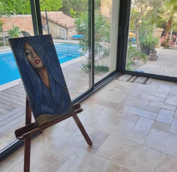 פנסיון Studio Insolite Chez L Habitant