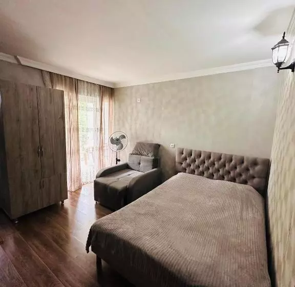 پانسیون Sunset Room 4 On The Third Floor