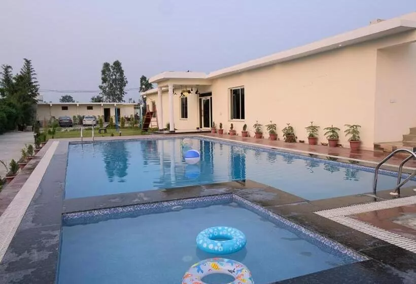The Kiaan Corbett Resort