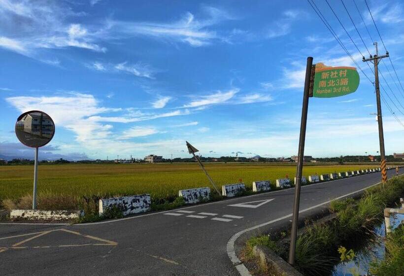 تختخواب و صبحانه 58 Acres Of Land