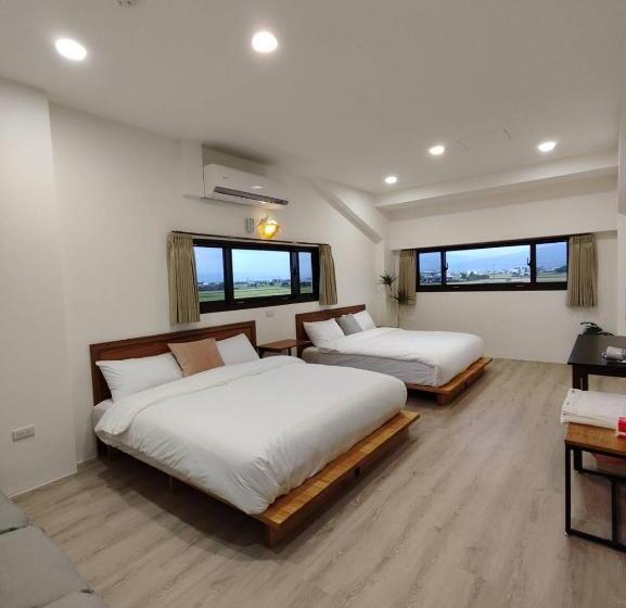 تختخواب و صبحانه 58 Acres Of Land