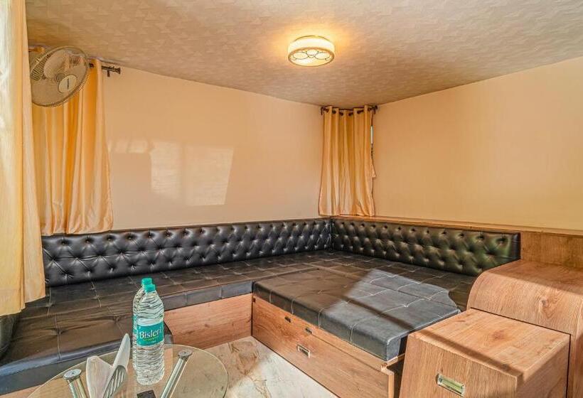 Fabhotel Prime The Venue By Seasons Suites