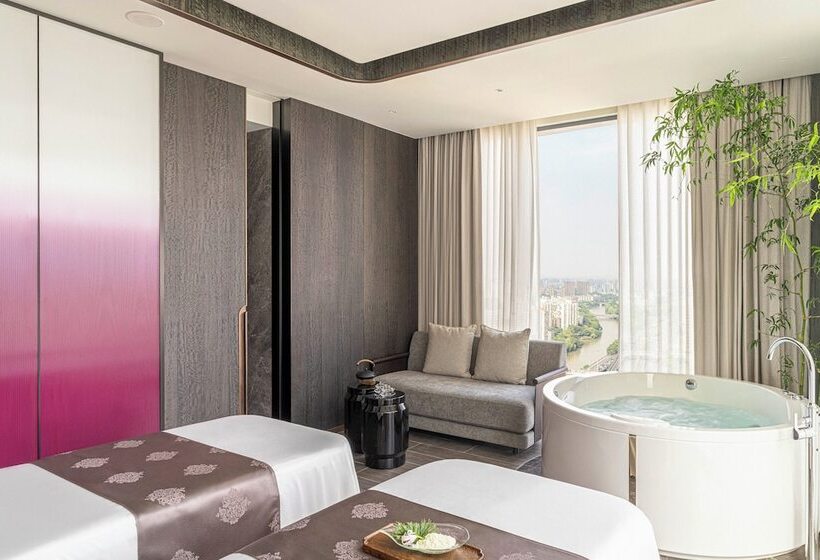 Four Seasons Hotel Hangzhou At Hangzhou Centre