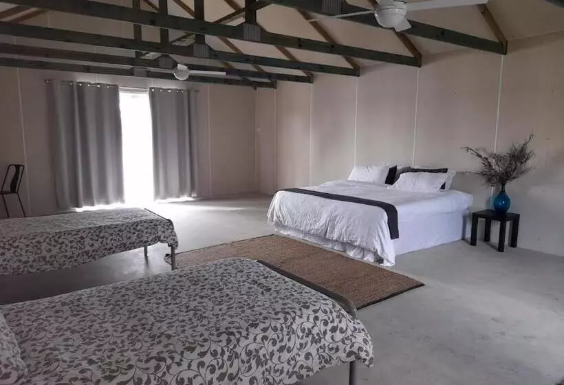 ホテル Boshack Outback Farmstay   Perth Eco Farm
