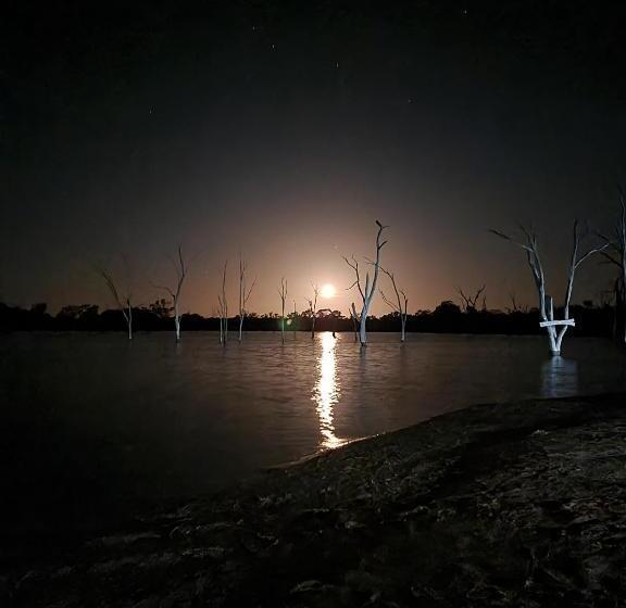 בית מלון כפרי Boshack Outback Farmstay Perth Eco Farm