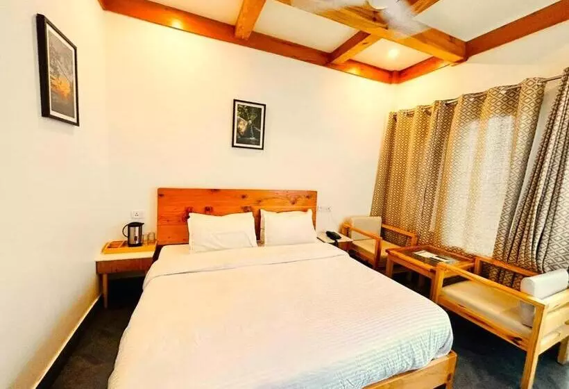 ホテル Dwaper Palace Near Mall Road With Parking