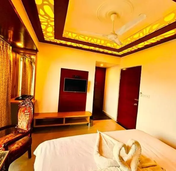 ホテル Dwaper Palace Near Mall Road With Parking