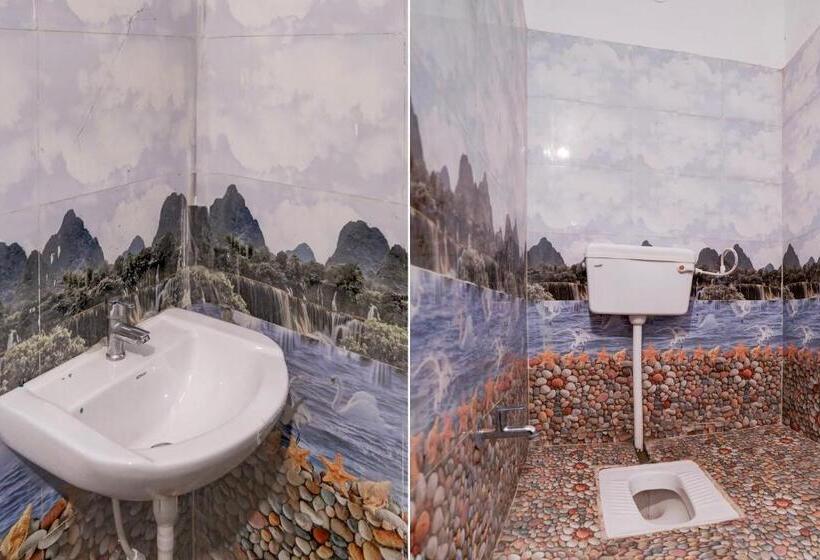 호텔 Spot On Om Sai Garden