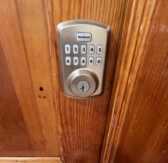 בית מלון כפרי The Leanor