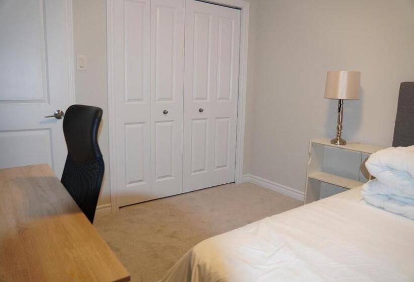 پانسیون Fully Furnished Room In Serene Environment