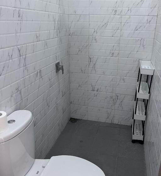 Pensione Kiwi Guest House