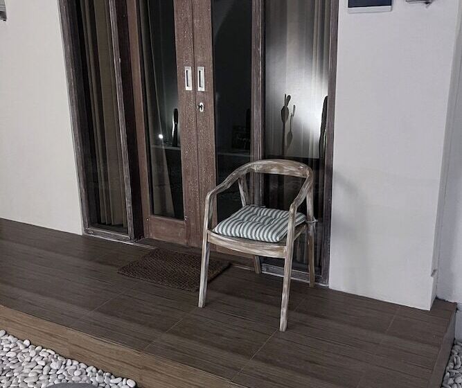 Pensione Kiwi Guest House