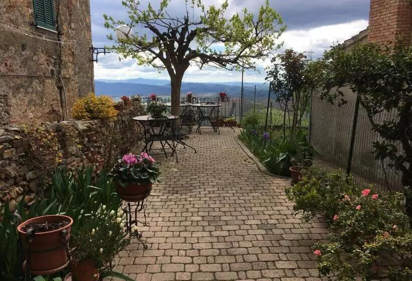 Majatalo La Corte Di Ardengo