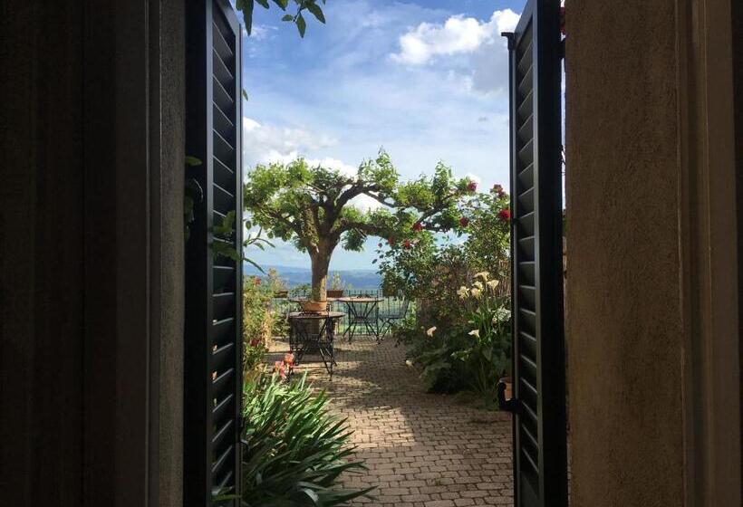 بنسيون La Corte Di Ardengo