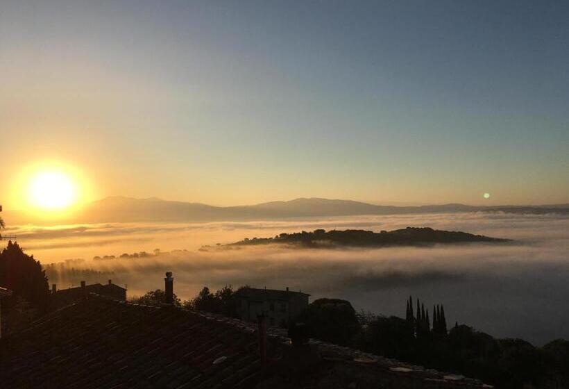 بنسيون La Corte Di Ardengo