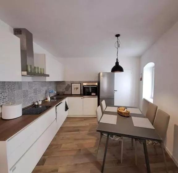 Majatalo Vicolo Isola